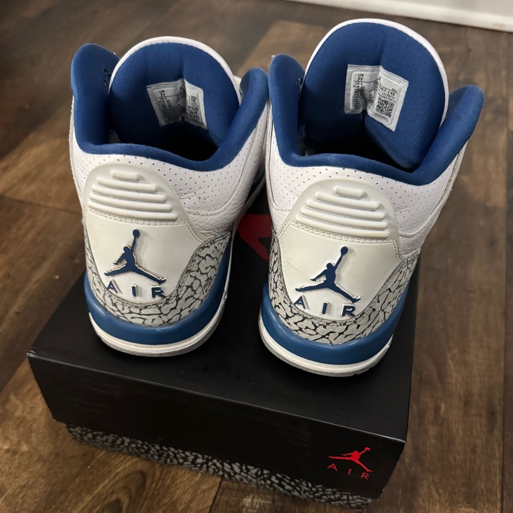 Jordan 3 Retro GS - Picture 4 of 7